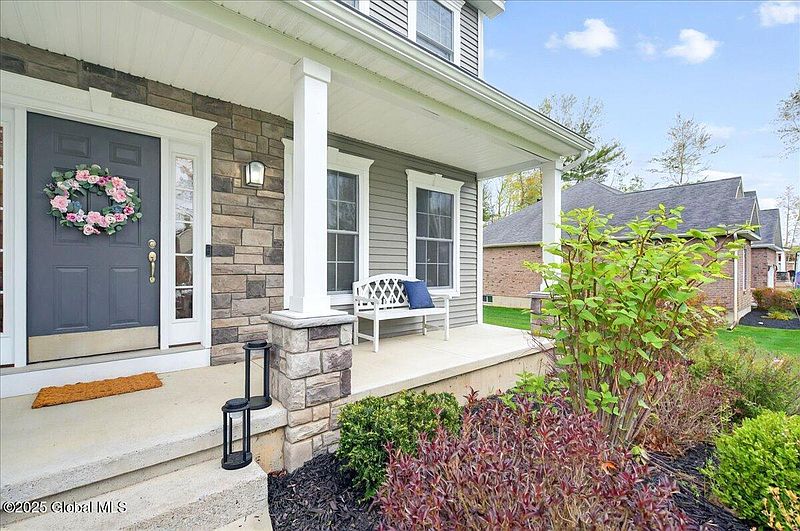 3rd image of 4007 Lexington Drive