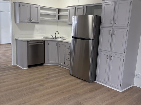 60 Hathaway St TRAILER 39