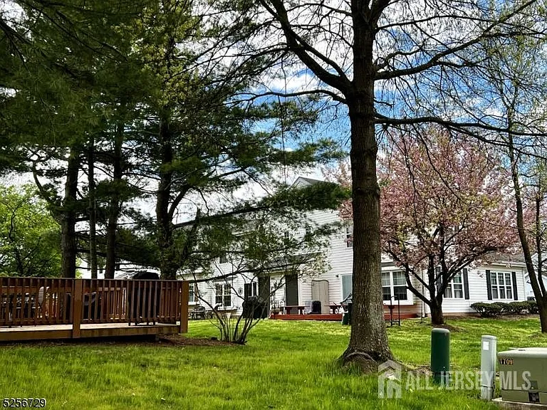 173 Jordans Cir — Photo 5