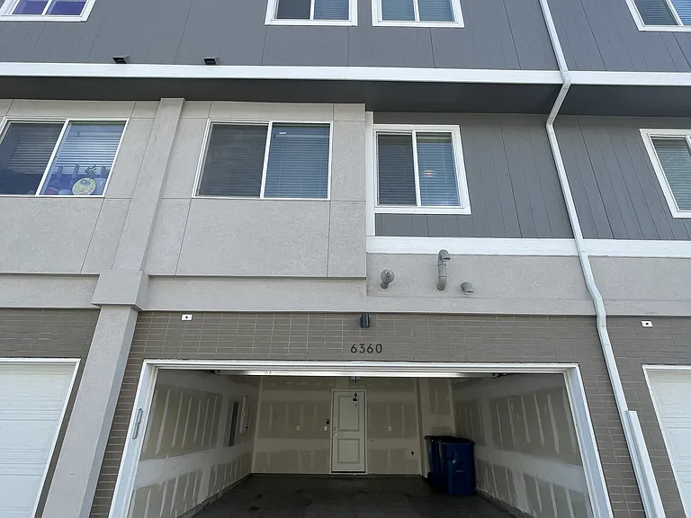 The Rowhomes at Greyhound Park — Photo 37