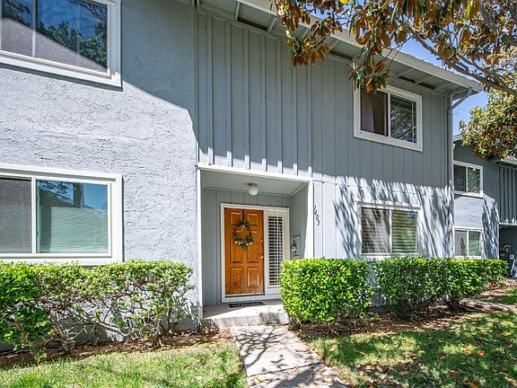 2nd image of 1403 Saint James Parkway