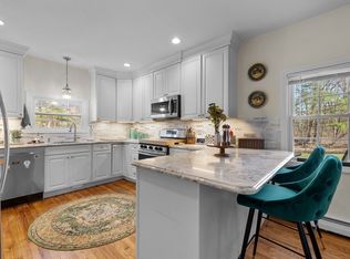 38 Brook St, Georgetown, MA 01833