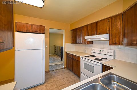 5th image of 232 Clover Ln