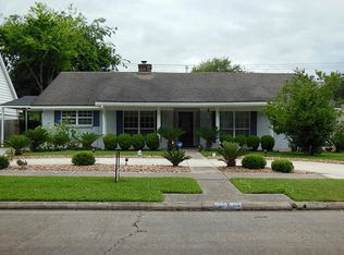 6018 Rutherglenn Dr, Houston, TX 77096