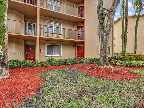 3rd image of 12850 SW 4th Ct APT 115I