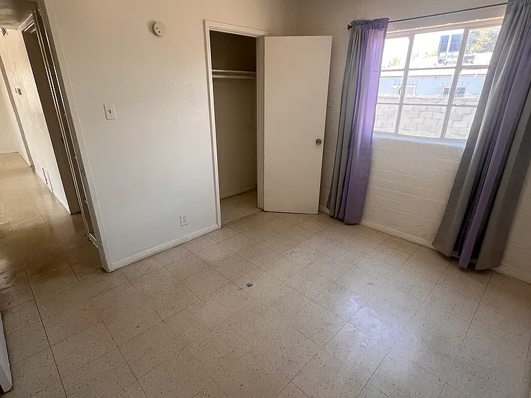 2617 S Norton Vis — Photo 7