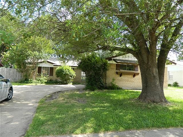 1st image of 3118 Lariat Ln