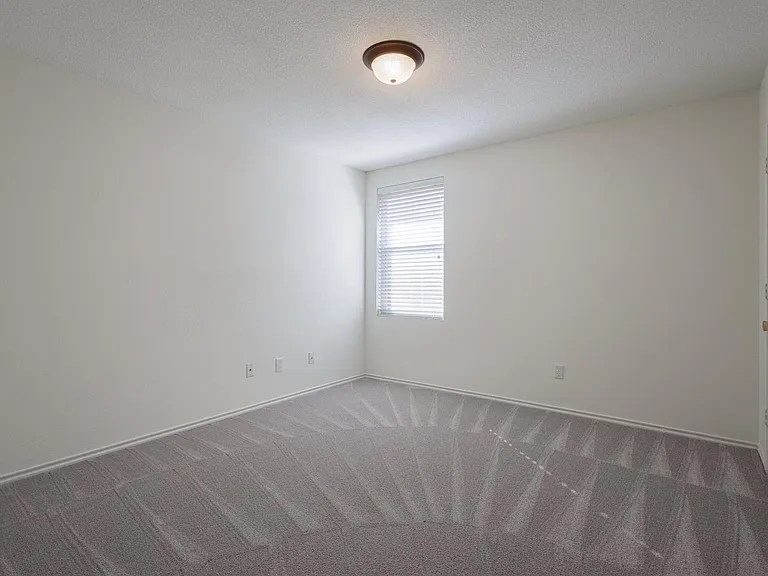 3901 Kathryn Way — Photo 15