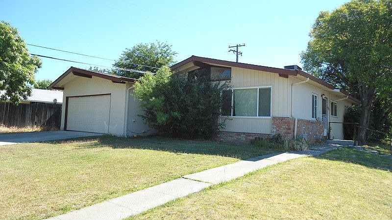 1st image of 170 Deodara St