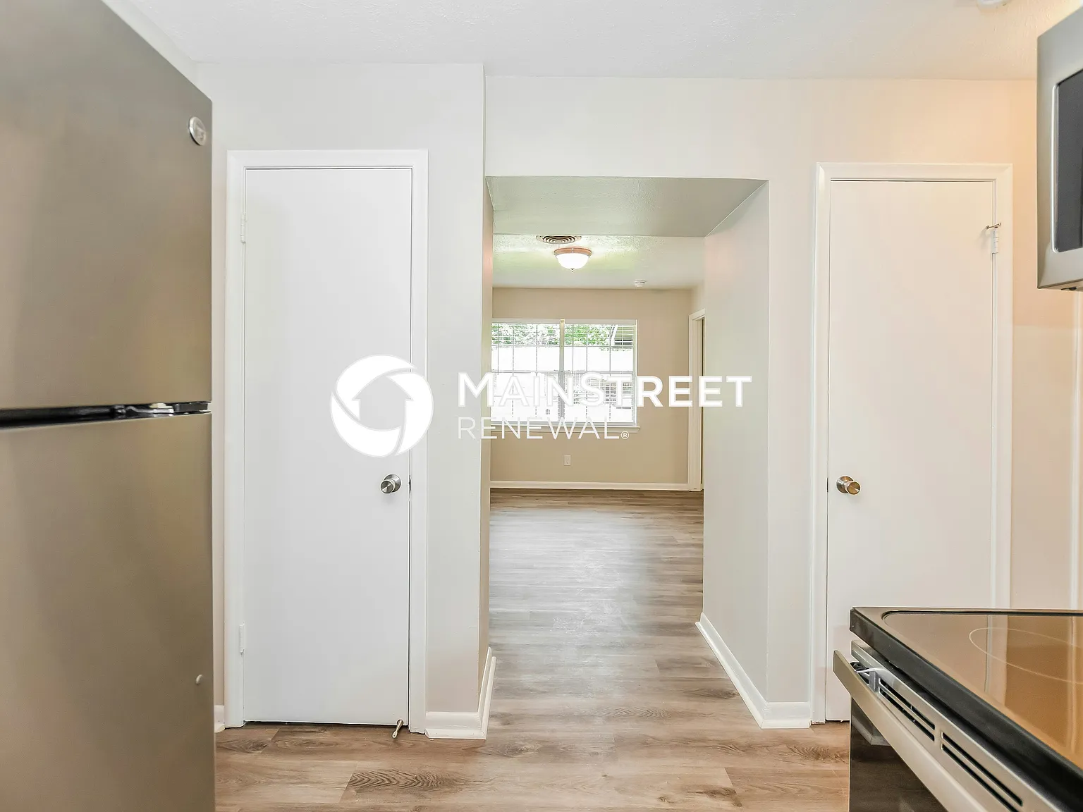 920 Royal St — Photo 4