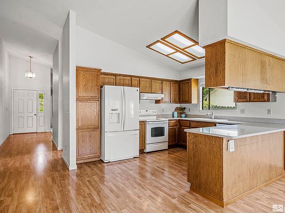 4th image of 1740 Cedarwood Dr
