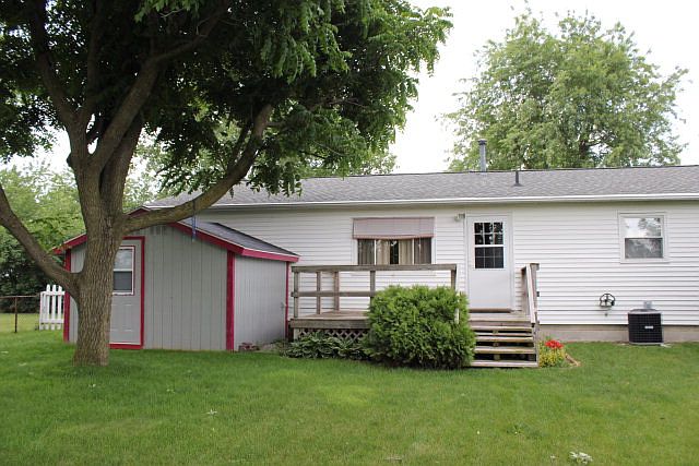 2nd image of 2727 Mercer Dr