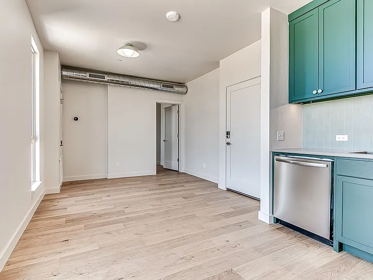 1632 Spoke Street — Photo 7