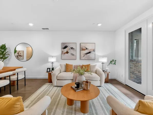 537 San Lorenzo Ter Unit 2, Sunnyvale, CA 94085