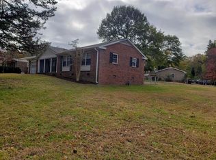 400 Bethel Dr, Mauldin, SC 29662