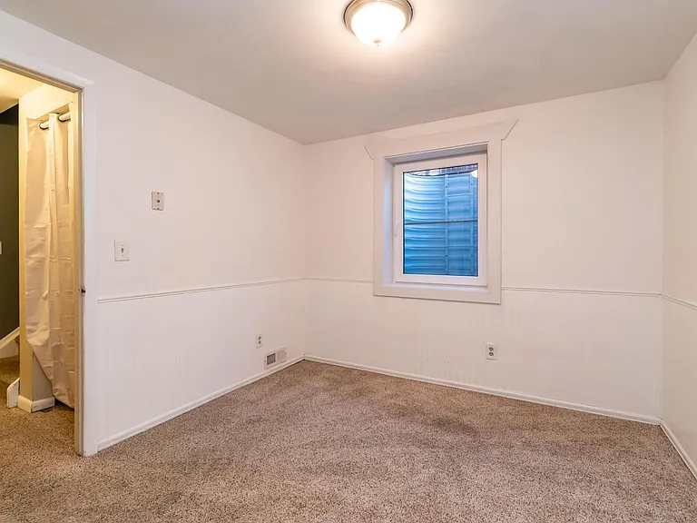226 S Carr Ave — Photo 14