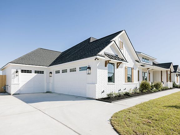 2nd image of 4209 Padova Cir