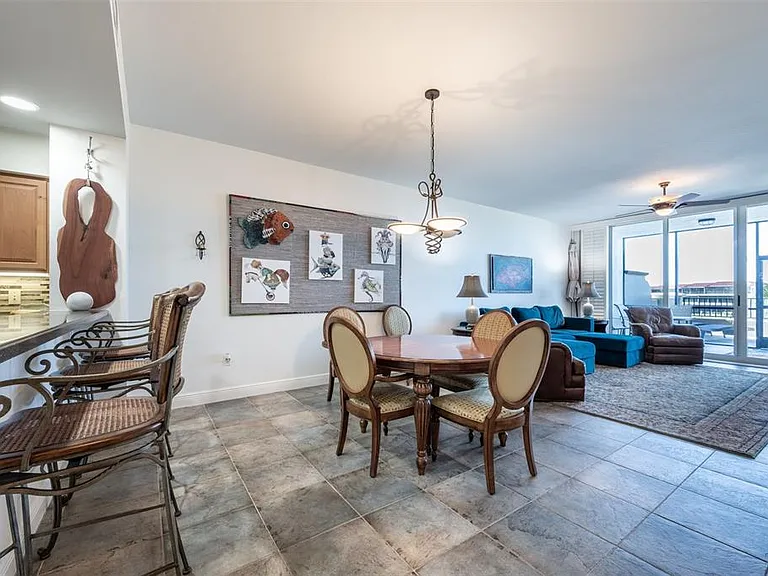3313 Sunset Key Cir #104 — Photo 16