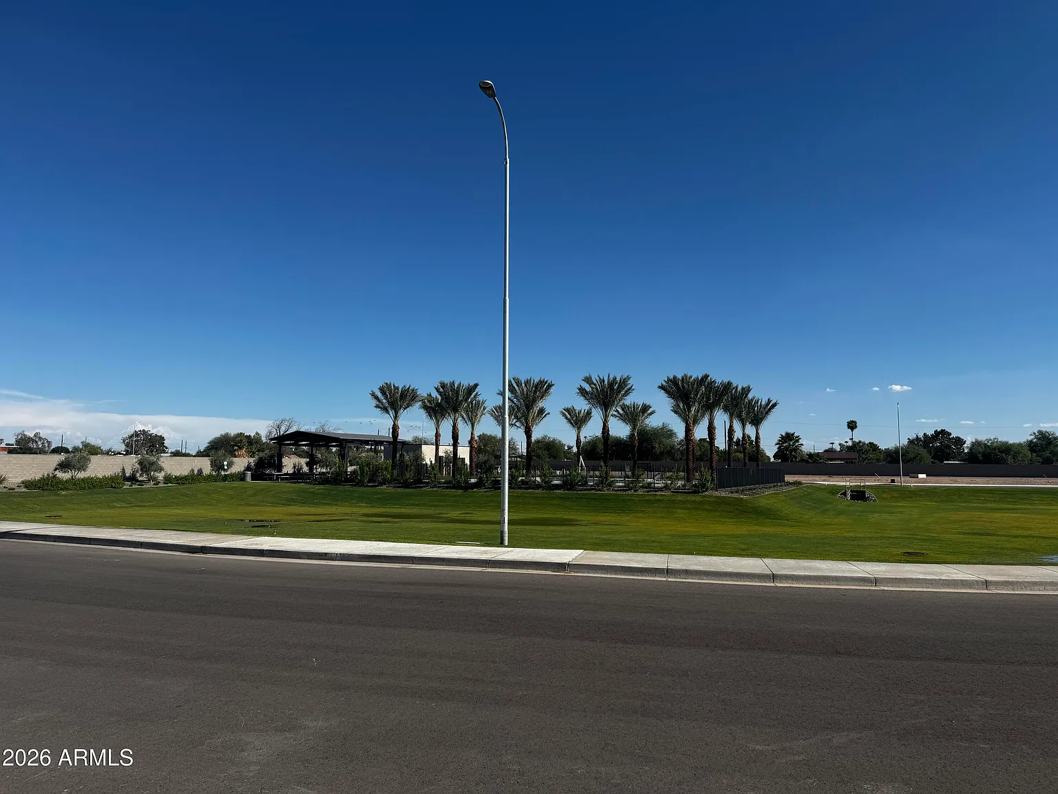 5 bed, 3.0 bath, 2538 sqft, $3,200 — Photo 4