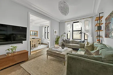 420 Riverside Drive, #2G