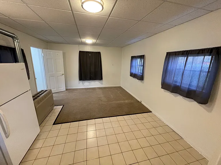 96 Emporium Ave #2 — Photo 2
