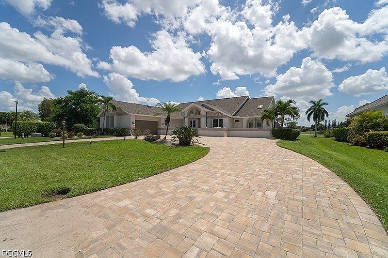 1st image of 16918 Timberlakes Dr