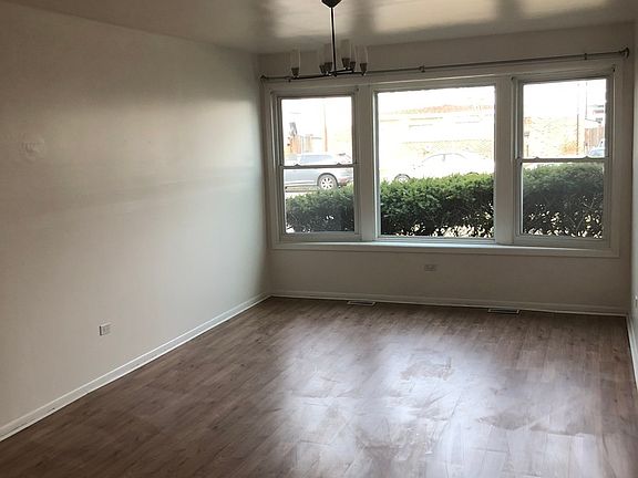 3rd image of 9049 Hollyberry Ave