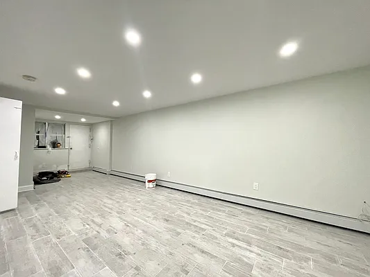 Rented by Astoria Realty | media 1