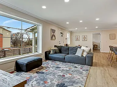312 Rebecca St — Photo 28