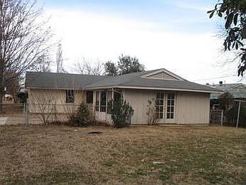 2nd image of 1201 E Cober St