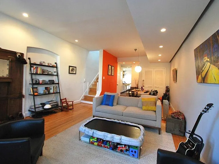 1506 1st St NW — Photo 2
