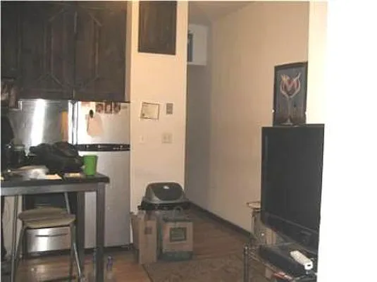 Rented by East Village Rentals and Sales | media 12