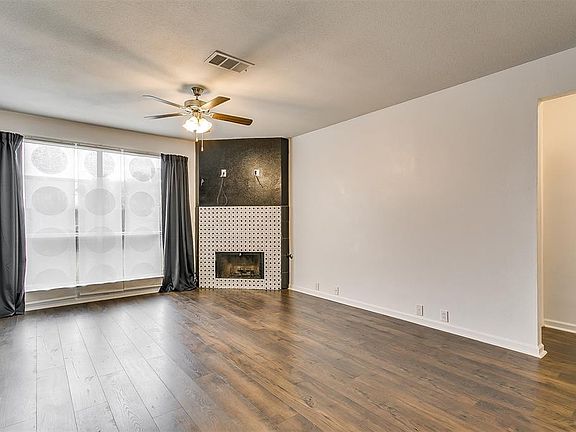 4th image of 2524 Briarcrest Dr