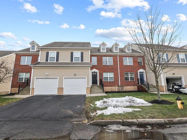 6447 Walnut Fork Dr — Photo 1