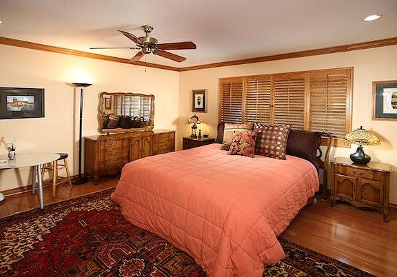 3rd image of 2721 Piedmont Ave APT 8