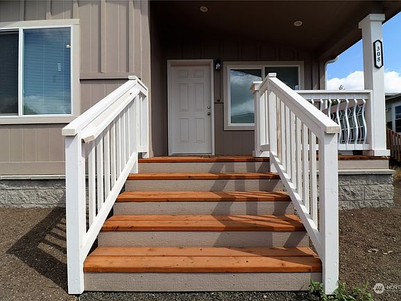 4th image of 1111 Archwood Drive SW #308