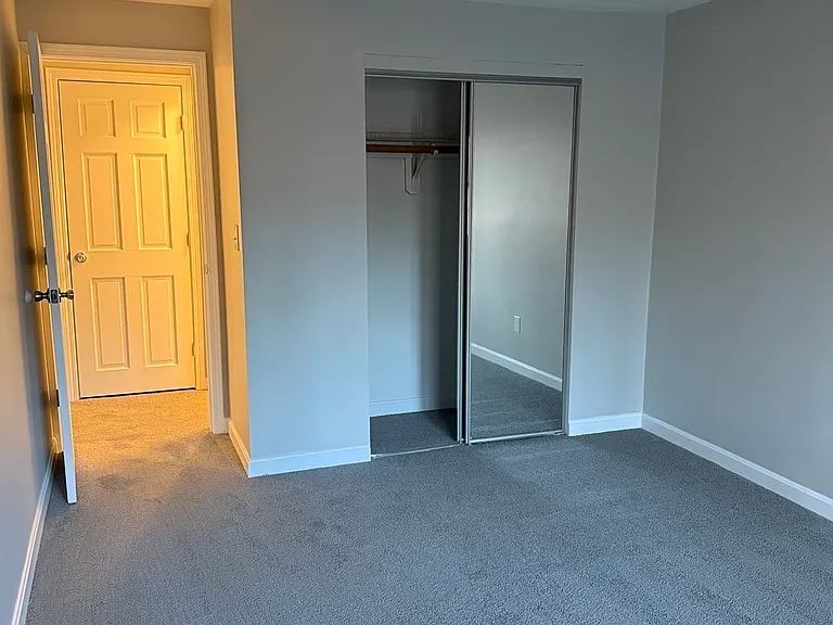 10 Karen Cir #4 — Photo 6