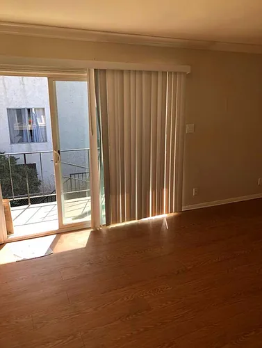 157 N Allen Ave Photo 1