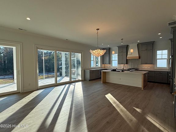 5th image of 4210 Watersail Drive #156