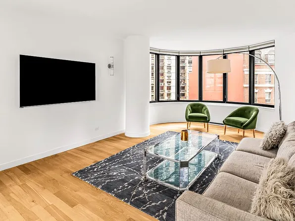 330 E 38th St APT 6E, New York, NY 10016