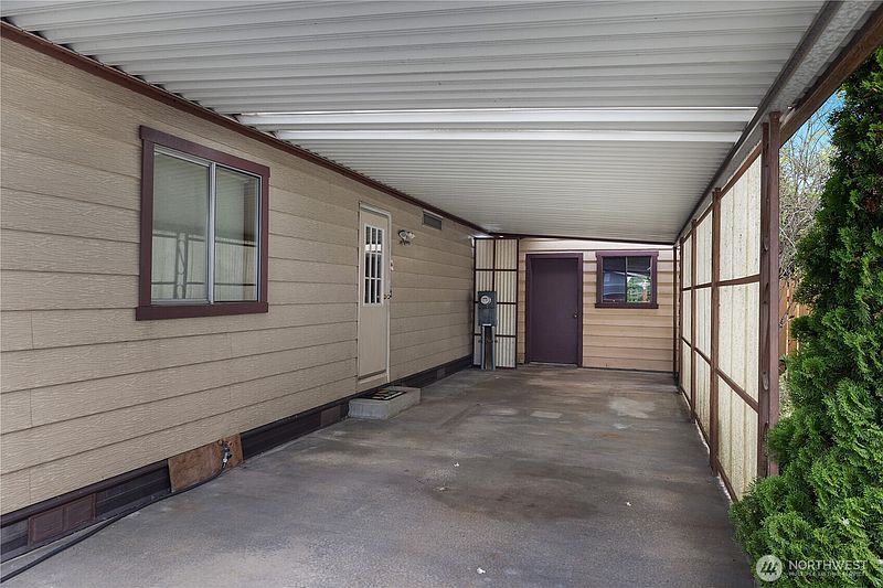 4th image of 5211 Chelan Lane SE