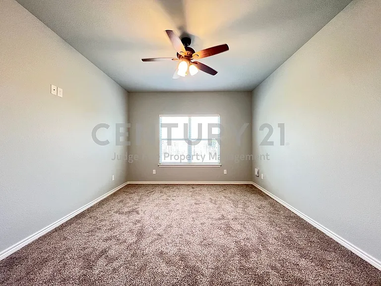 808 Northside Dr — Photo 6