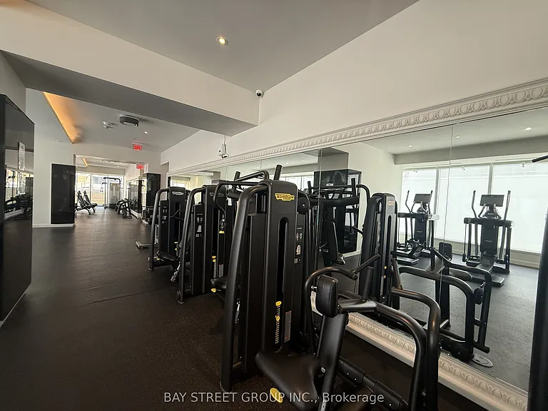 197 Yonge St #1709 — Photo 21