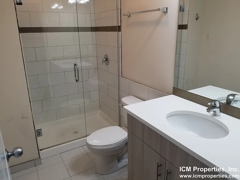 3723 N Wilton Ave #1 — Photo 8