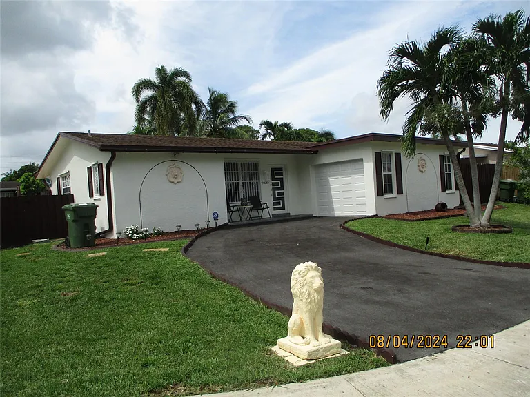 9330 NW 10th St — Photo 1