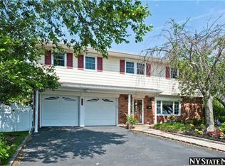 3004 Bayview Ave, Wantagh, NY 11793