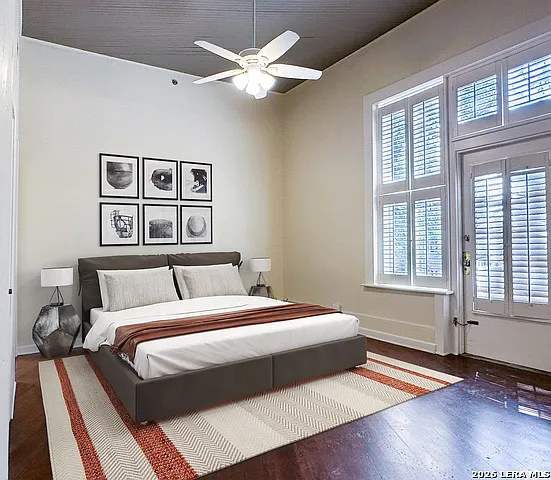 245 Losoya St — Photo 23