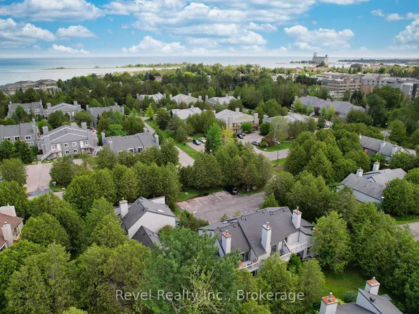440 Oxbow Cres, Collingwood, ON L9Y 5B4