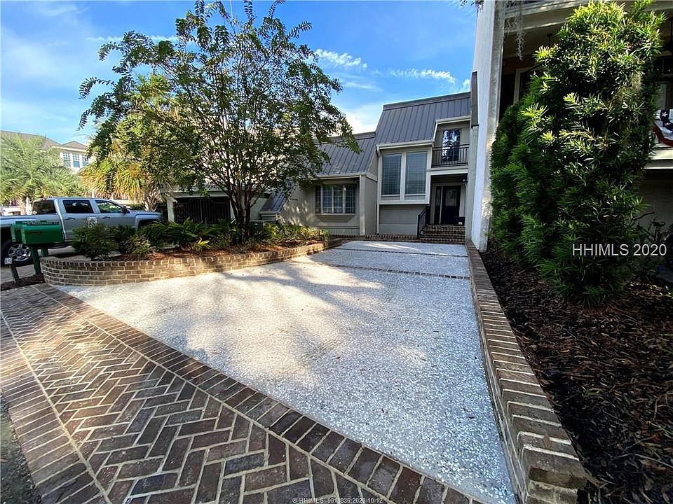 1st image of 10 Mizzenmast Ct