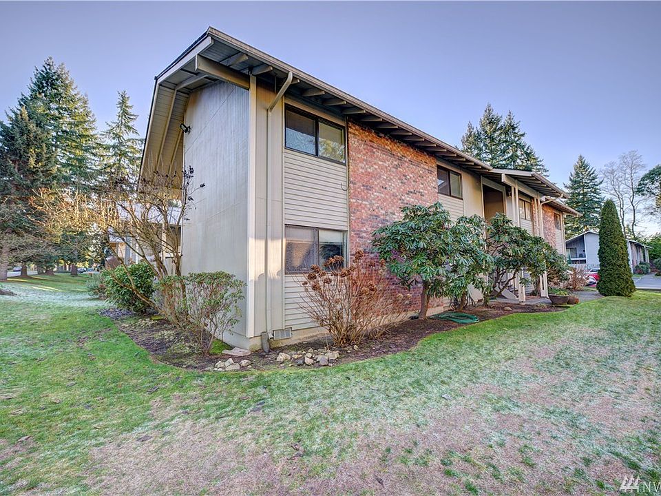 1st image of 1602 149th Pl SE #4